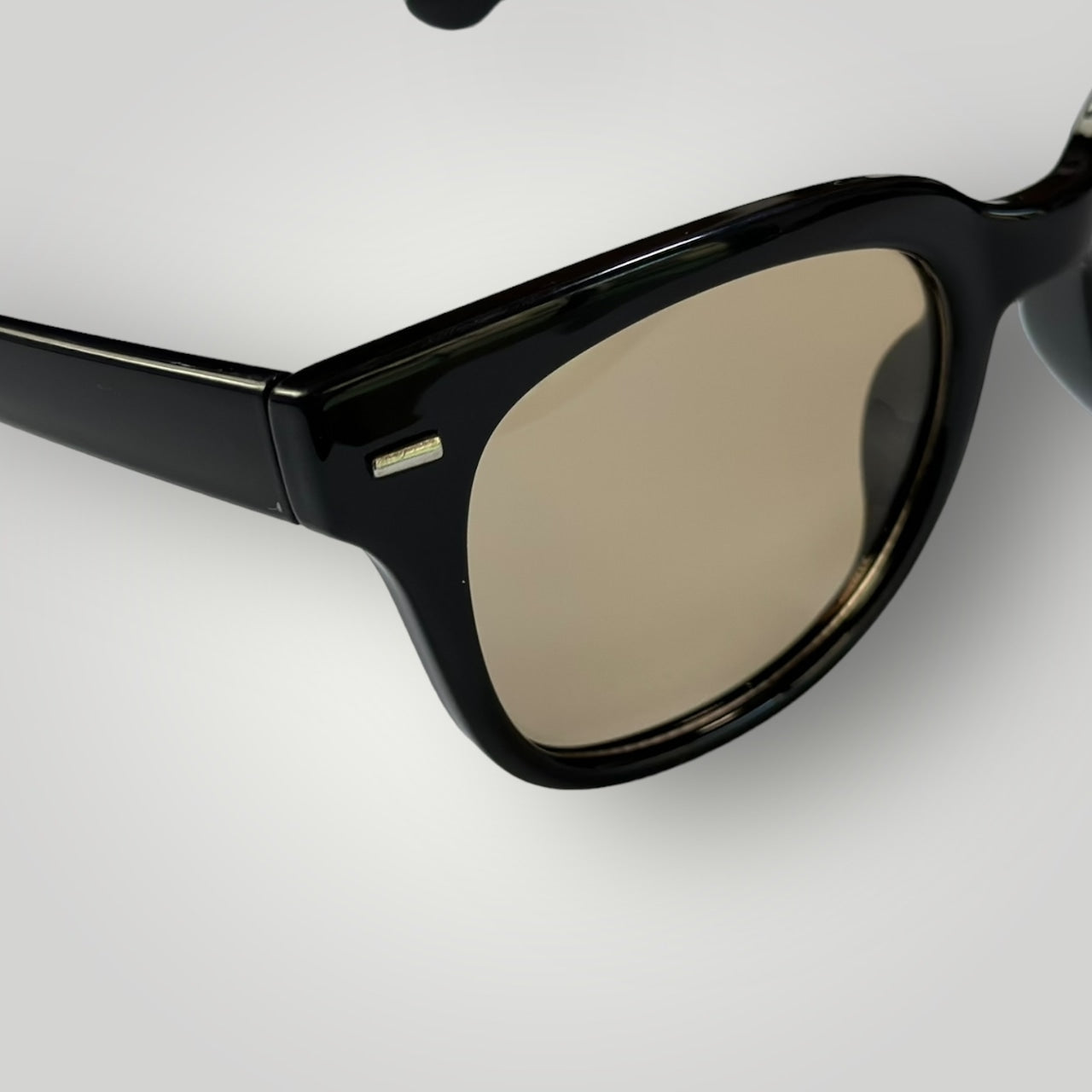 [Photochromic & Polarized] Square Sunglasses