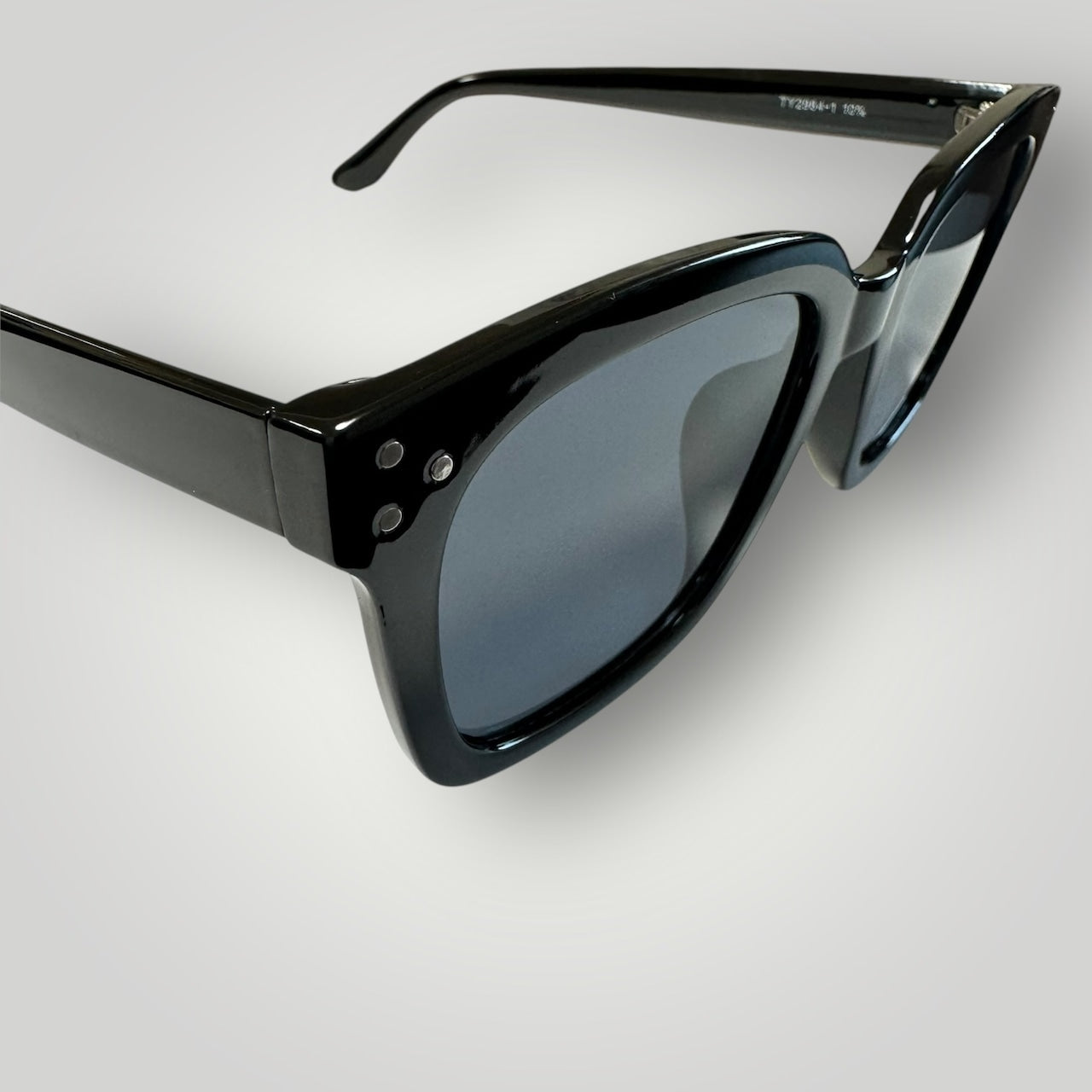 [Photochromic Lens] Wide Square Sunglasses